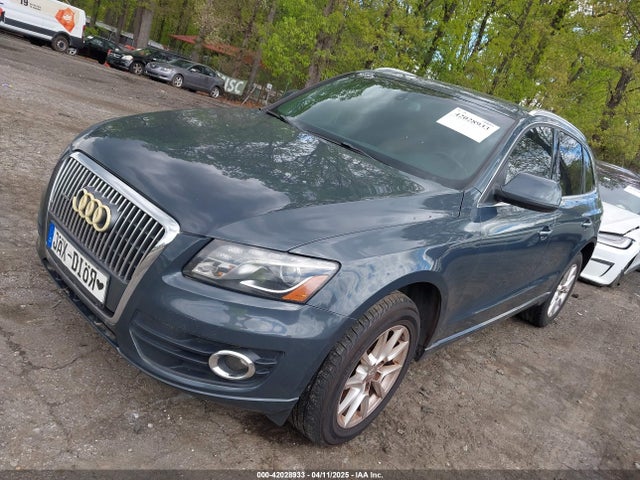 2011 AUDI Q5 WA1LFAFP2BA107077 Photo 1