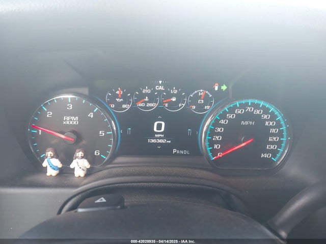1GNSCJKC5JR135265 Chevrolet Suburban Premier