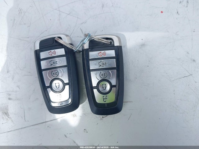2FMPK4K96KBC24463 Ford Edge Titanium