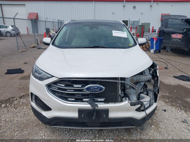 2FMPK4K96KBC24463 Ford Edge Titanium