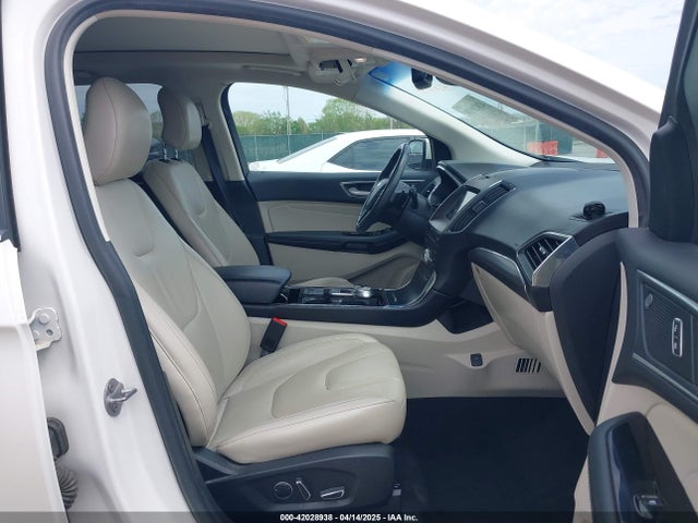 2FMPK4K96KBC24463 Ford Edge Titanium