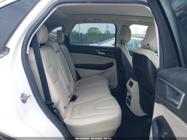 2FMPK4K96KBC24463 Ford Edge Titanium