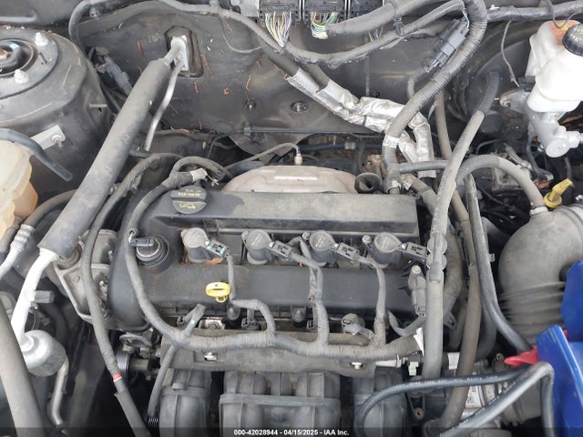 42028944 :رقم المزاد ، 1FMCU0C72AKD31173 vin ، 2010 Ford Escape Xls مزاد بيع