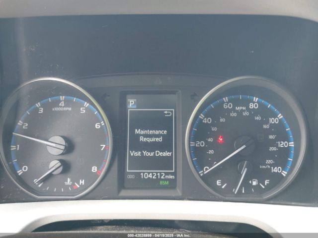 2T3WFREV3JW423959 Toyota Rav4 Xle