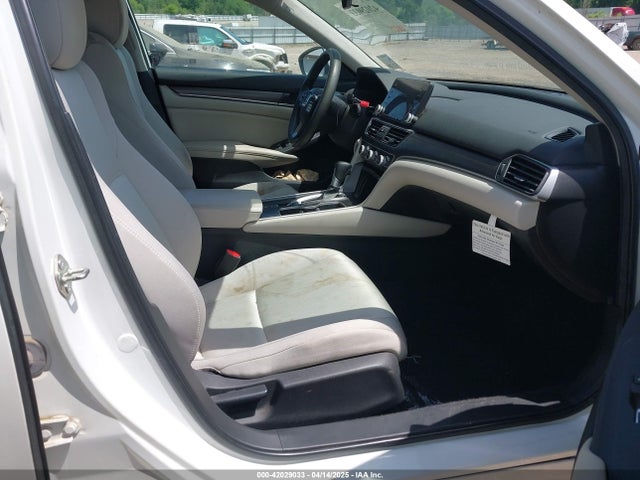 1HGCV1F17LA123668 Honda ACCORD LX