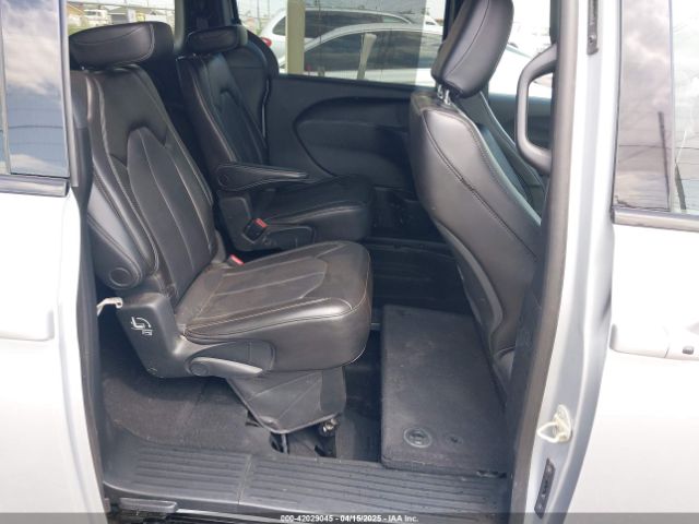 2C4RC1BG4PR508163 Chrysler Pacifica Touring L