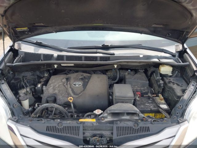 2017 TOYOTA SIENNA 5TDYZ3DC2HS794460 Photo 9