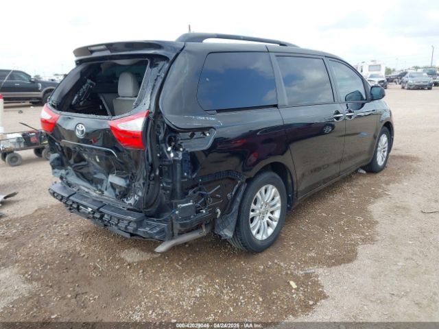 2017 TOYOTA SIENNA 5TDYZ3DC2HS794460 Photo 3