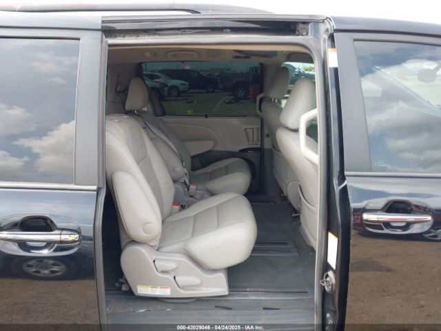 2017 TOYOTA SIENNA 5TDYZ3DC2HS794460 Photo 7