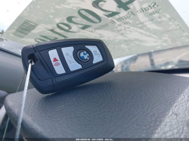 WBA8A9C52GK617133 BMW 320i
