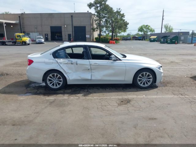 WBA8A9C52GK617133 BMW 320i