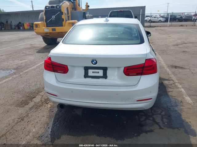 WBA8A9C52GK617133 BMW 320i
