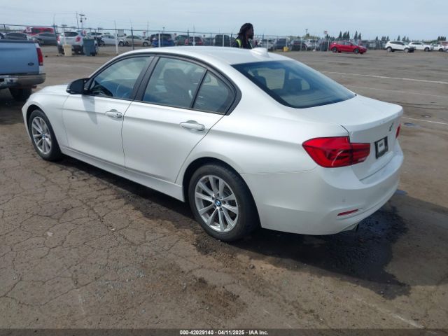 WBA8A9C52GK617133 BMW 320i