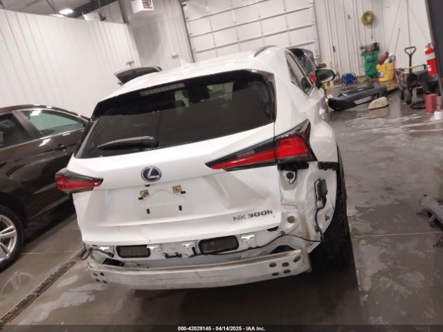 JTJGJRDZ4M5011467 Lexus NX 300H