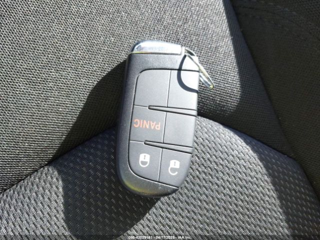 ZACNJDB14PPP32584 Jeep Renegade Latitude 4x4