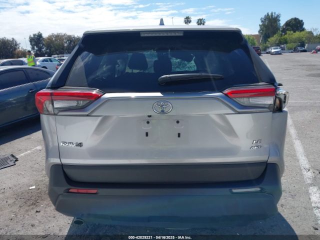 2T3F1RFV8PC377259 Toyota RAV4 LE