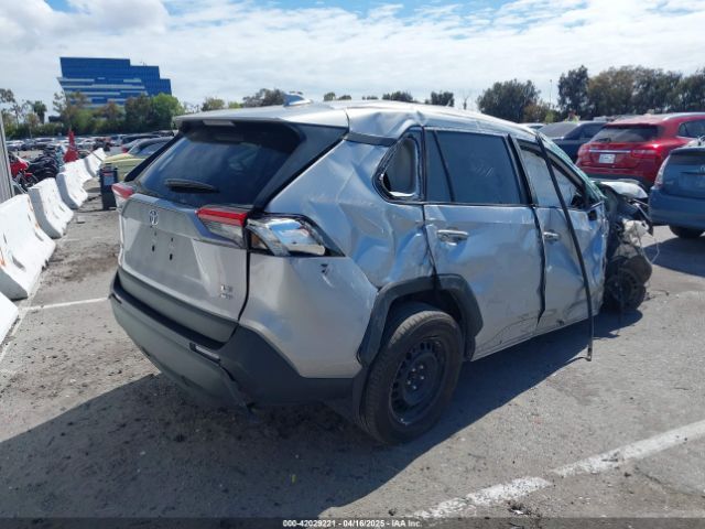 2T3F1RFV8PC377259 Toyota RAV4 LE