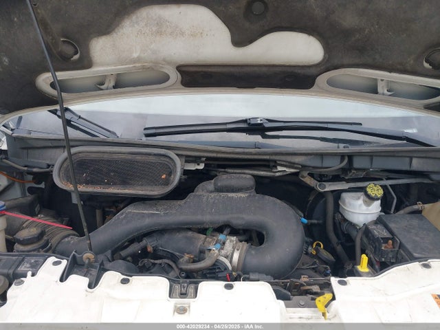 1FTYE1YM0GKB19151 Ford Transit-150