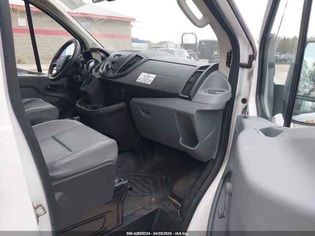 1FTYE1YM0GKB19151 Ford Transit-150