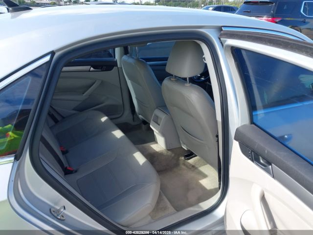 1VWAS7A35FC090573 Volkswagen Passat 1.8t Limited Edition