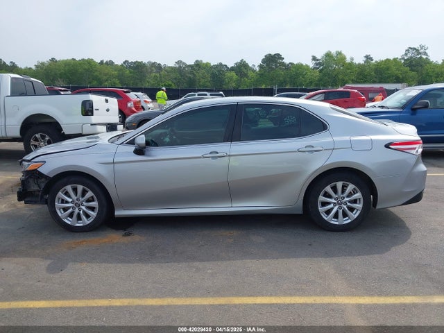 4T1B11HK5JU542816 Toyota CAMRY LE
