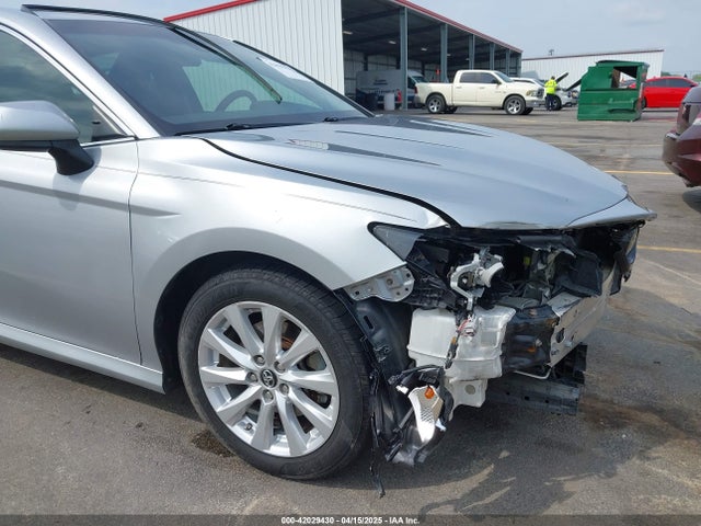 4T1B11HK5JU542816 Toyota CAMRY LE