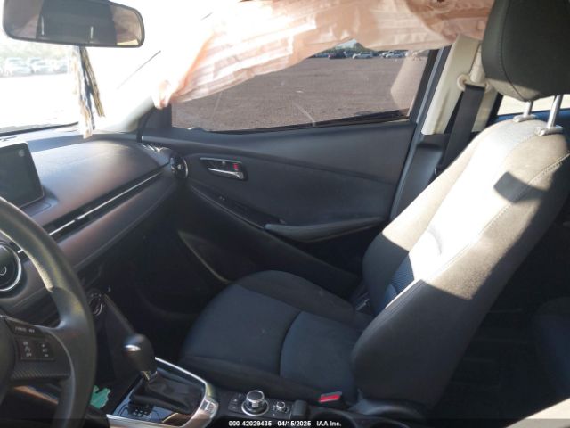 3MYDLBYVXHY195533 Toyota YARIS IA
