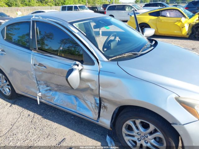 3MYDLBYVXHY195533 Toyota YARIS IA