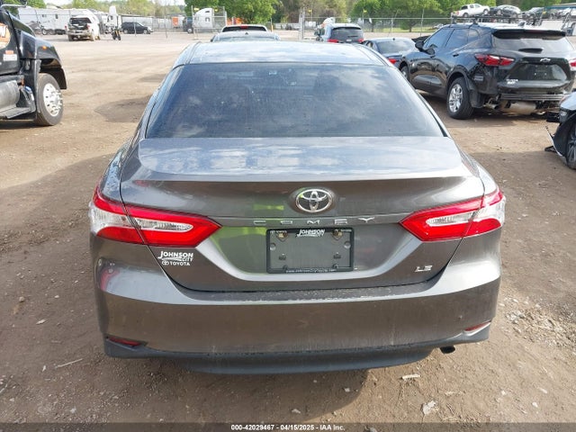 4T1B11HK3JU080210 Toyota CAMRY LE