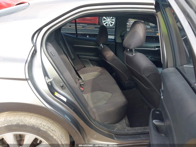 4T1B11HK3JU080210 Toyota CAMRY LE