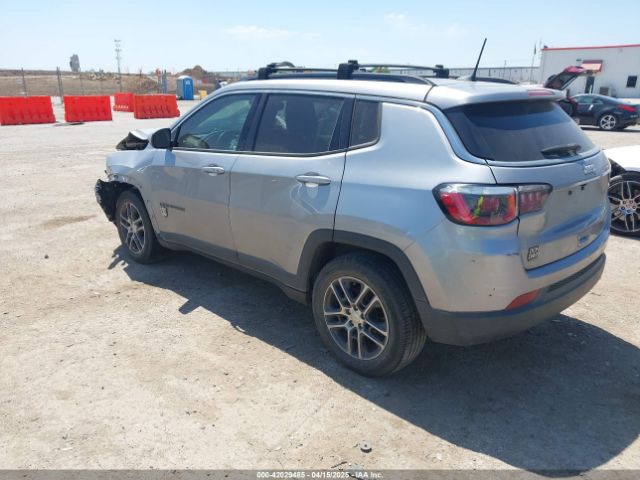3C4NJCBB6KT614642 Jeep Compass Sun And Wheel Fwd