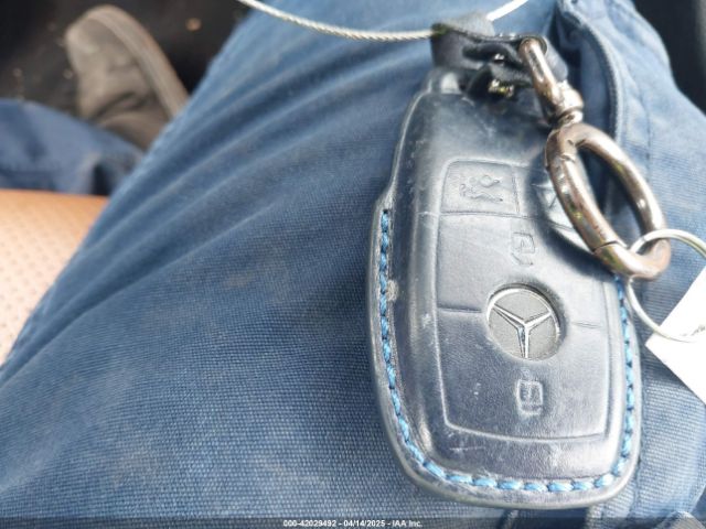 W1KWK8DB3LG015172 Mercedes-Benz C 300