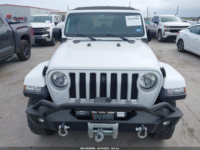 1C4HJXENXLW148851 Jeep Wrangler Unlimited Sahara 4x4