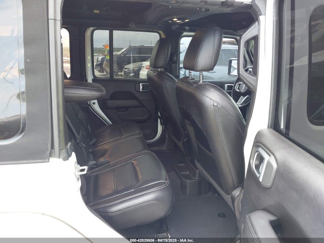 1C4HJXENXLW148851 Jeep Wrangler Unlimited Sahara 4x4