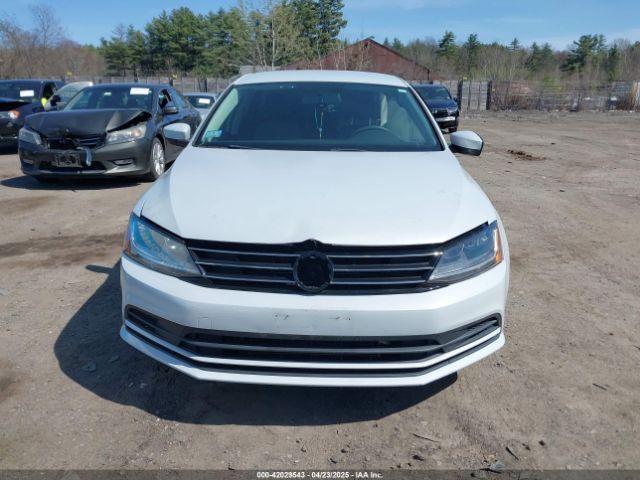 3VW2B7AJ5HM327843 Volkswagen Jetta 1.4t S