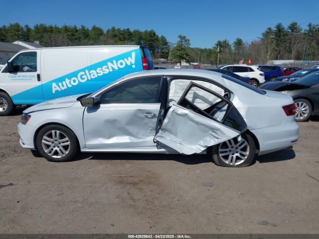 3VW2B7AJ5HM327843 Volkswagen Jetta 1.4t S