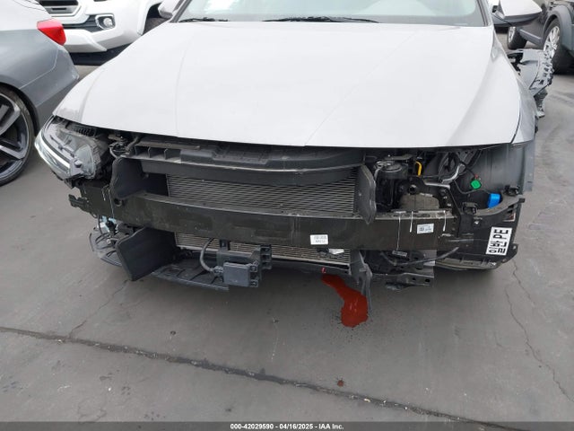 KMHLS4DG4RU833310 Hyundai ELANTRA SEL