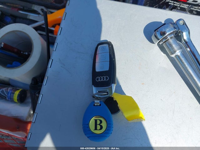 2019 AUDI Q8 WA1AVAF10KD025708 Photo 10