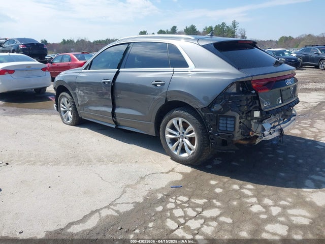 2019 AUDI Q8 WA1AVAF10KD025708 Photo 2