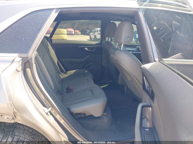 2019 AUDI Q8 WA1AVAF10KD025708 Photo 7