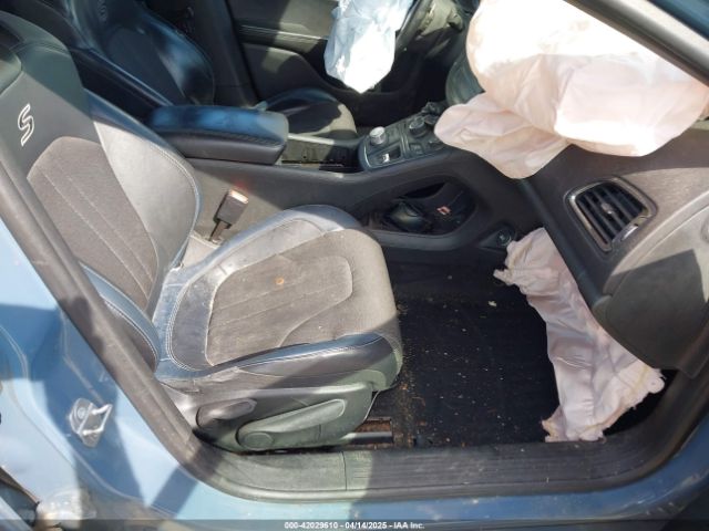 1C3CCCDG4FN643304 Chrysler 200 S