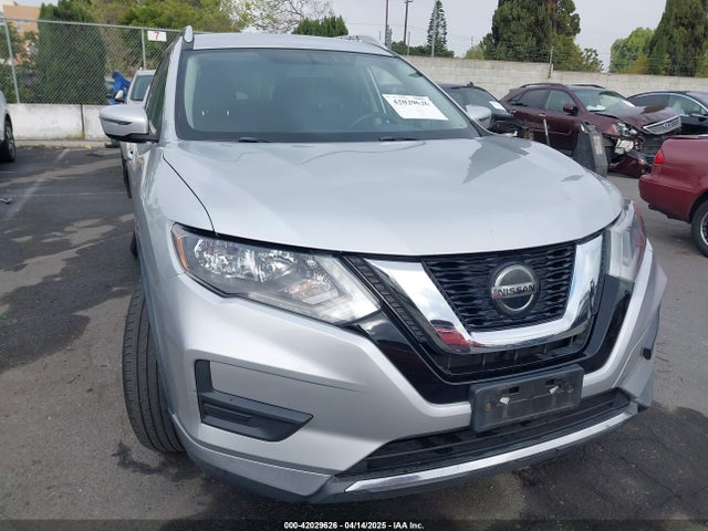 Nissan 2018 2018 KNMAT2MT9JP618356 Image 1