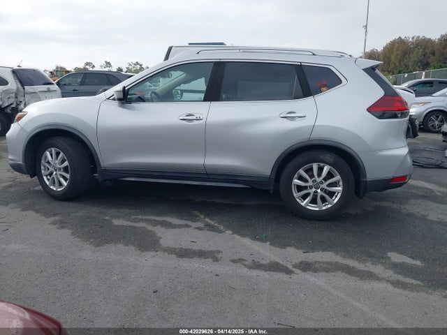 Nissan 2018 2018 KNMAT2MT9JP618356 Image 14