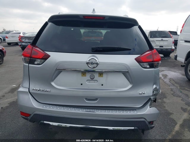 Nissan 2018 2018 KNMAT2MT9JP618356 Image 16