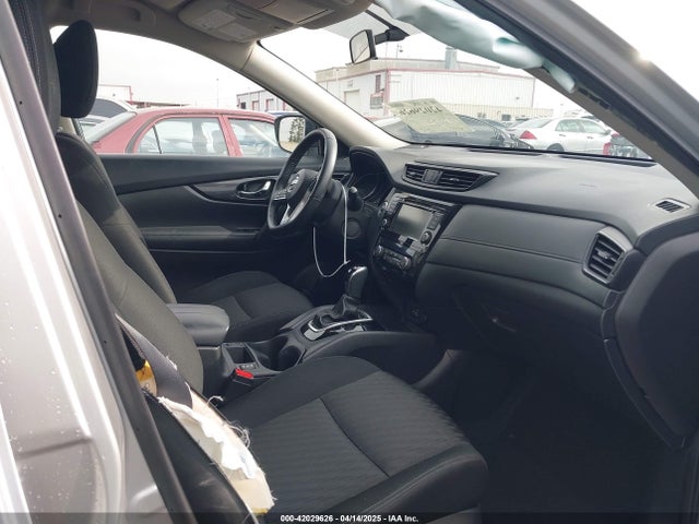 Nissan 2018 2018 KNMAT2MT9JP618356 Image 5