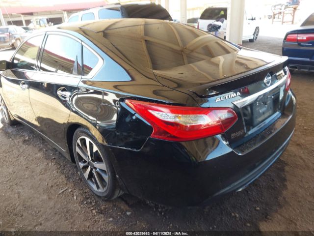 1N4AL3AP2HC486044 Nissan Altima 2.5 Sr