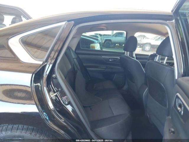 1N4AL3AP2HC486044 Nissan Altima 2.5 Sr