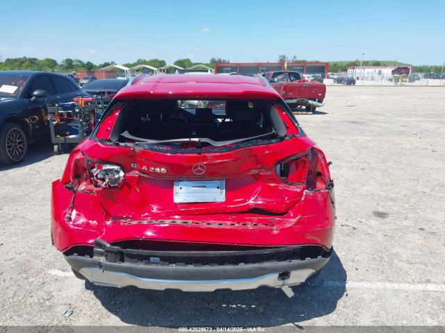 WDCTG4EB9KU012244 Mercedes-Benz GLA 250