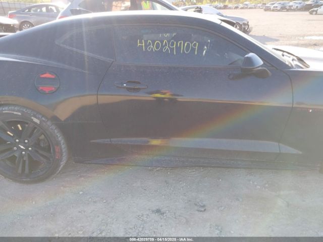 1G1FE1R71J0176969 Chevrolet Camaro 1ss