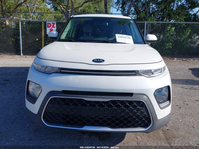 KNDJ23AU7M7737596 KIA SOUL LX